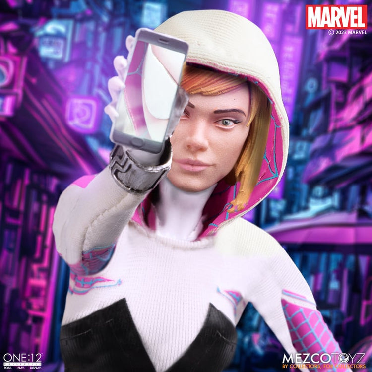 Ghost-Spider (Spider-Gwen) Mezco One:12 Collective Figure