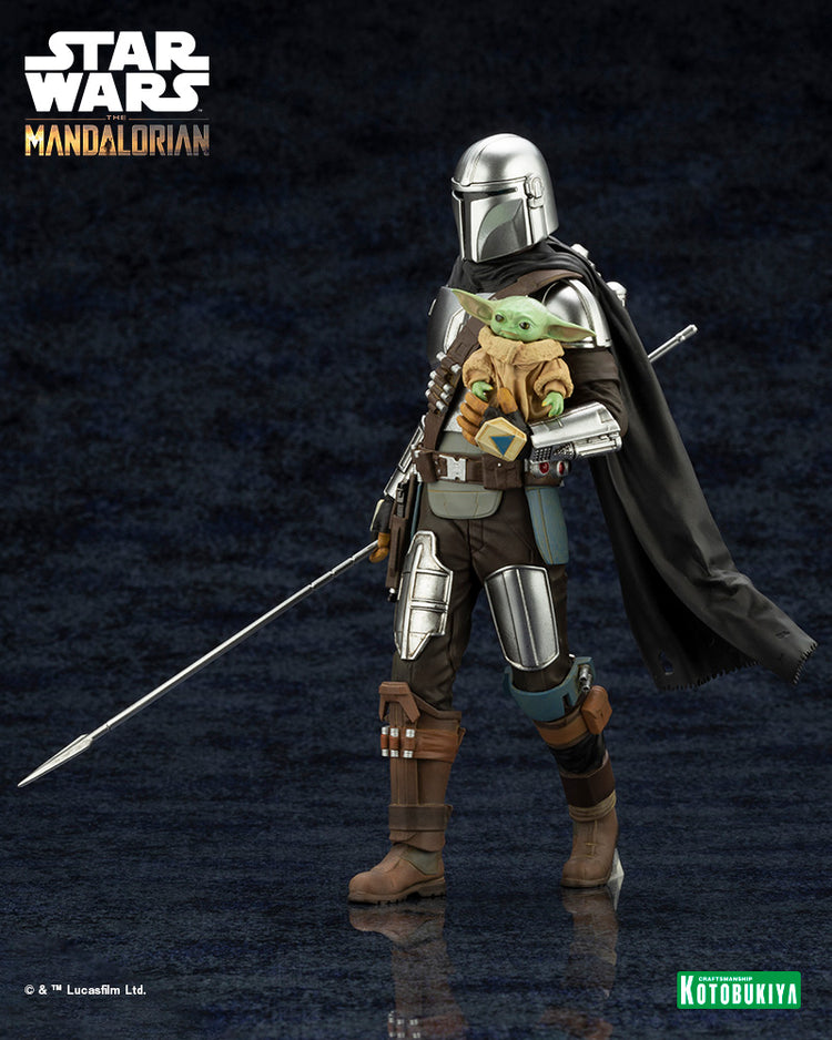 Star Wars: The Mandalorian: Mandalorian & Grogu with Beskar Staff ArtFX+ Statue