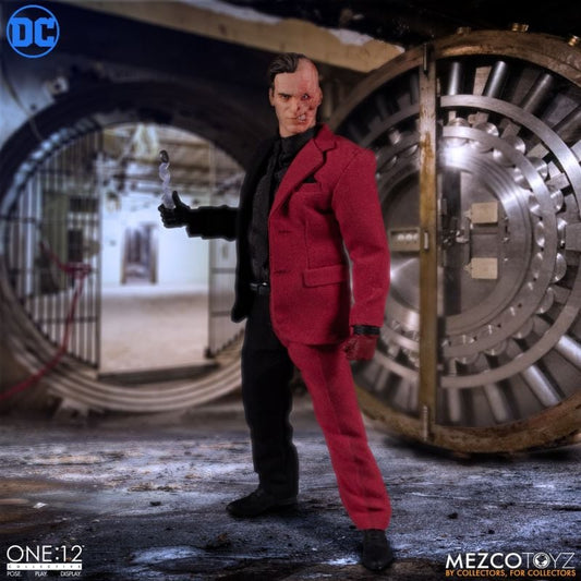 Two-Face Mezco One:12 Collective Figure