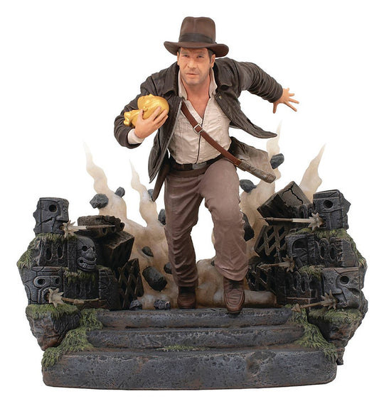 Raiders Of The Lost Ark: Indiana Jones with Idol, PVC Statue