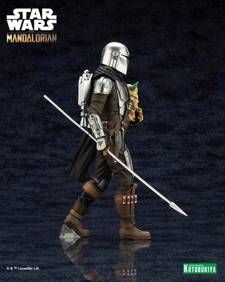 Star Wars: The Mandalorian: Mandalorian & Grogu with Beskar Staff ArtFX+ Statue