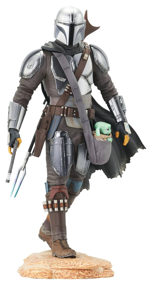 Star Wars: The Mandalorian - The Mandalorian & The Child Gentle Giant Premier Collection 1/7 Scale Statue